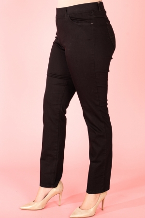 02 02 BLACK