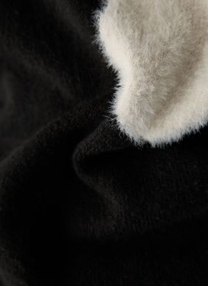  7099 SCHWARZ