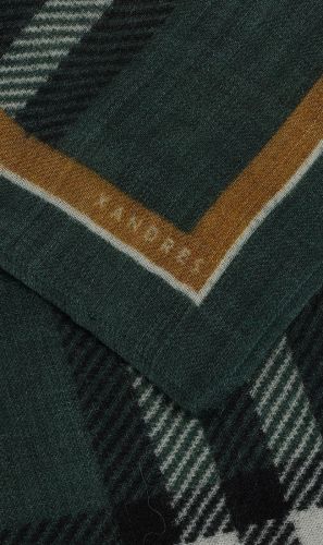 89705 3940 PINETREE