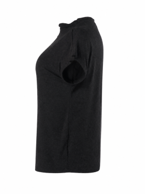 9 Black