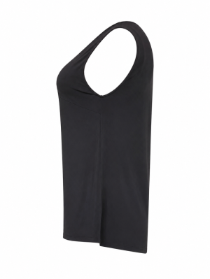  9 Black