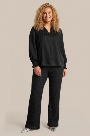  001 Black