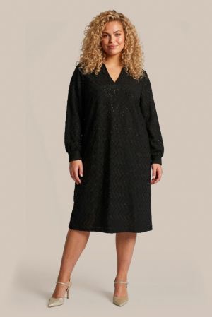  001 Black